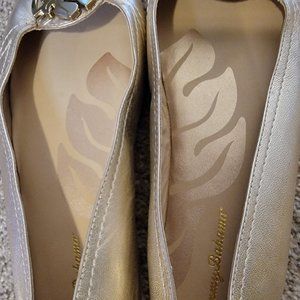 Tommy Bahama gold flats, size 10, like new